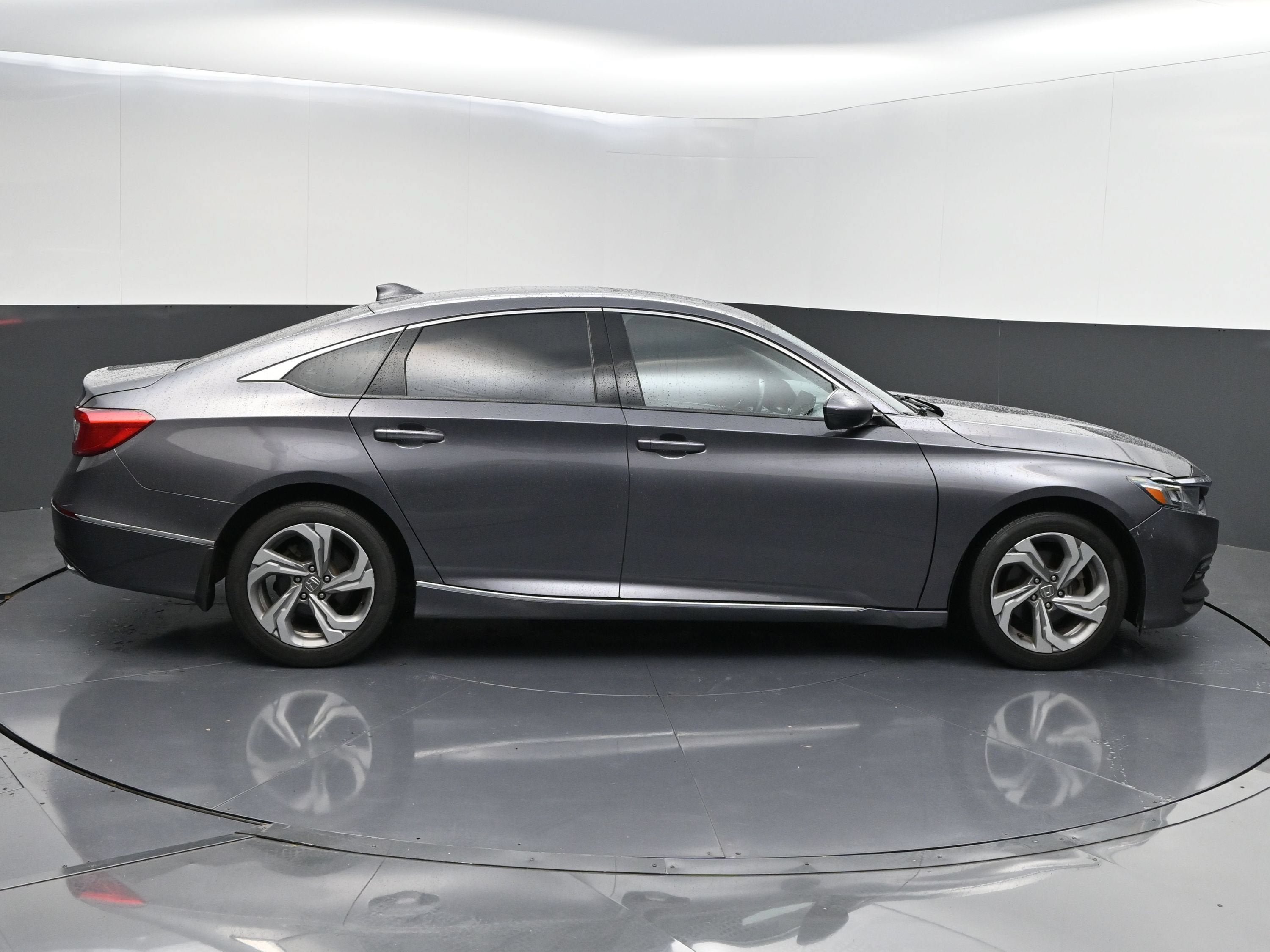 Used 2019 Honda Accord EX-L image 9