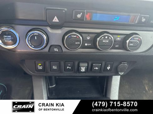 Used 2022 Toyota Tacoma TRD Off-Road w/ TRD Premium Off Road Package AWD/4WD image 21