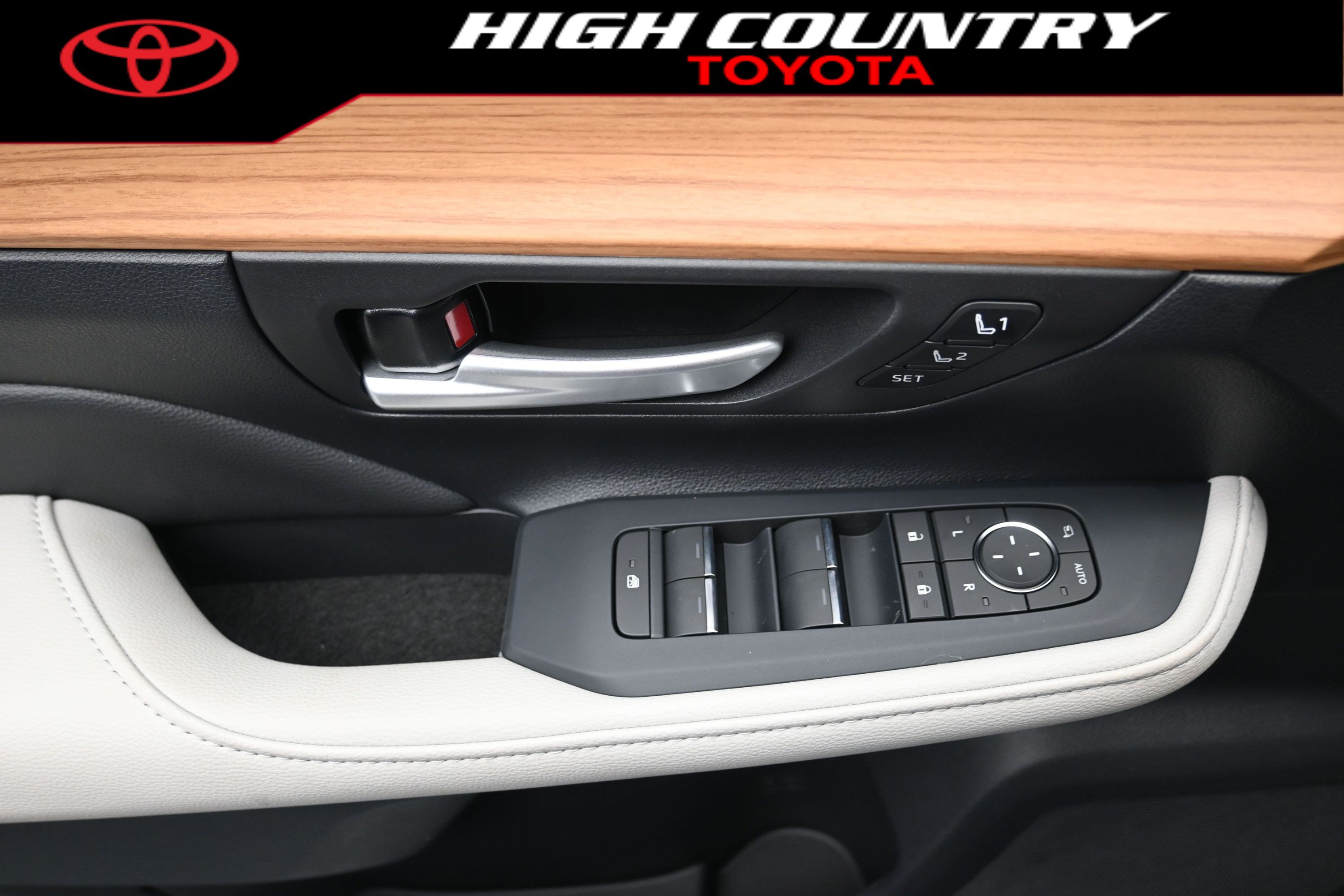 New 2026 Toyota Grand Highlander AWD Hybrid image 14