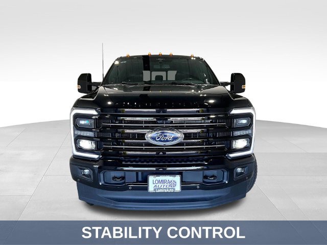 Used 2026 Ford F250 Platinum AWD/4WD image 3