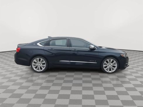 Used 2015 Chevrolet Impala LTZ FWD image 25