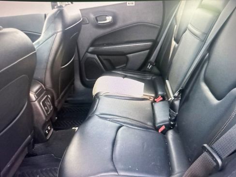 Used 2018 Jeep Compass Limited w/ Navigation Group image 6