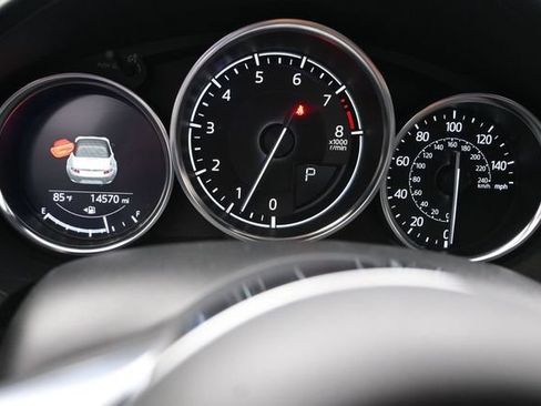 Used 2023 MAZDA MX-5 Miata Grand Touring w/ Weather Package RWD image 9