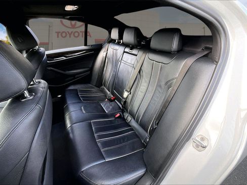 Used 2019 BMW 530i w/ Convenience Package image 25