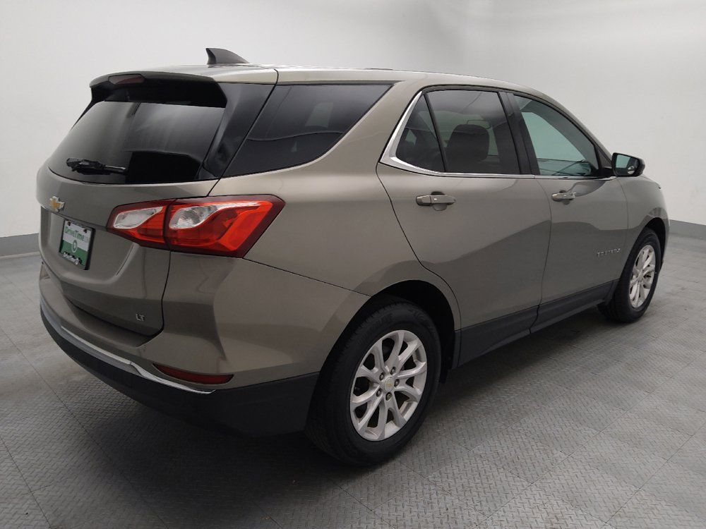 Used 2019 Chevrolet Equinox LT w/ LPO, Floor Liner Package FWD image 9