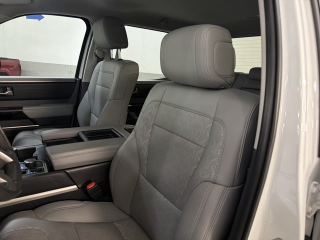 Used 2024 Toyota Tundra Limited AWD/4WD image 13
