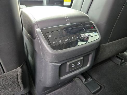 Used 2026 INFINITI QX60 Luxe w/ Cargo Package FWD image 17