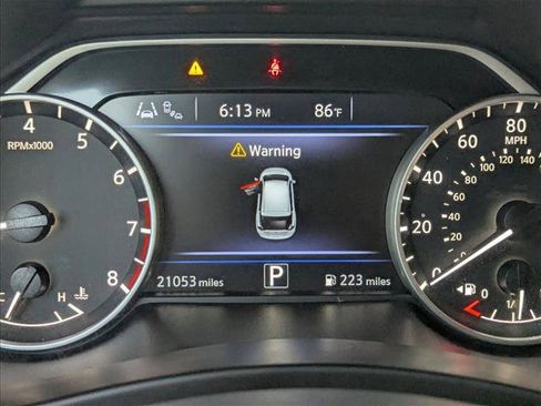 Used 2020 Nissan Murano SV image 11