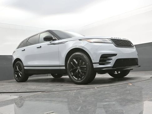 New 2026 Land Rover Range Rover Velar Dynamic SE AWD/4WD image 40