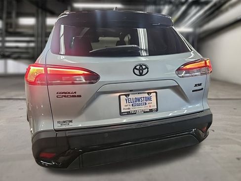 Used 2023 Toyota Corolla Cross XSE image 29