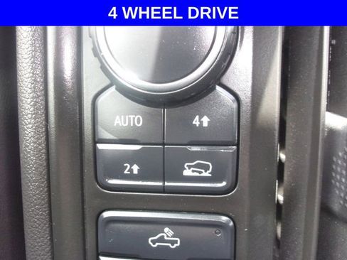 Used 2021 Chevrolet Silverado 1500 Custom AWD/4WD image 5