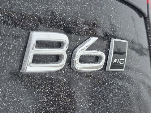 Used 2024 Volvo S90 B6 Ultimate w/ Protection Package Premier image 15