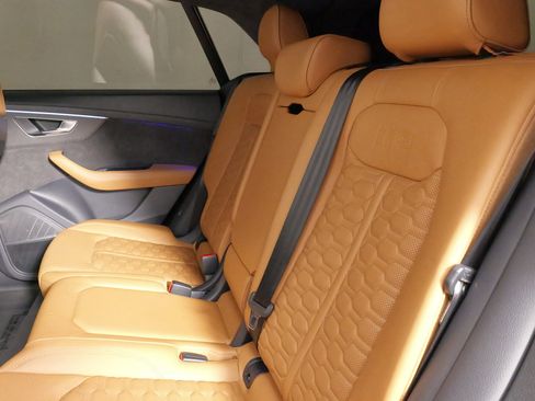 Used 2022 Audi RS Q8 image 41