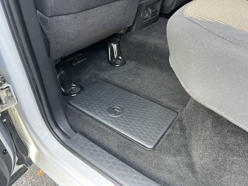 Used 2011 RAM 1500 ST w/ ST Popular Equipment Group AWD/4WD image 40