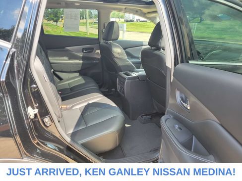 Certified 2024 Nissan Murano SL w/ Cargo Package AWD/4WD image 19