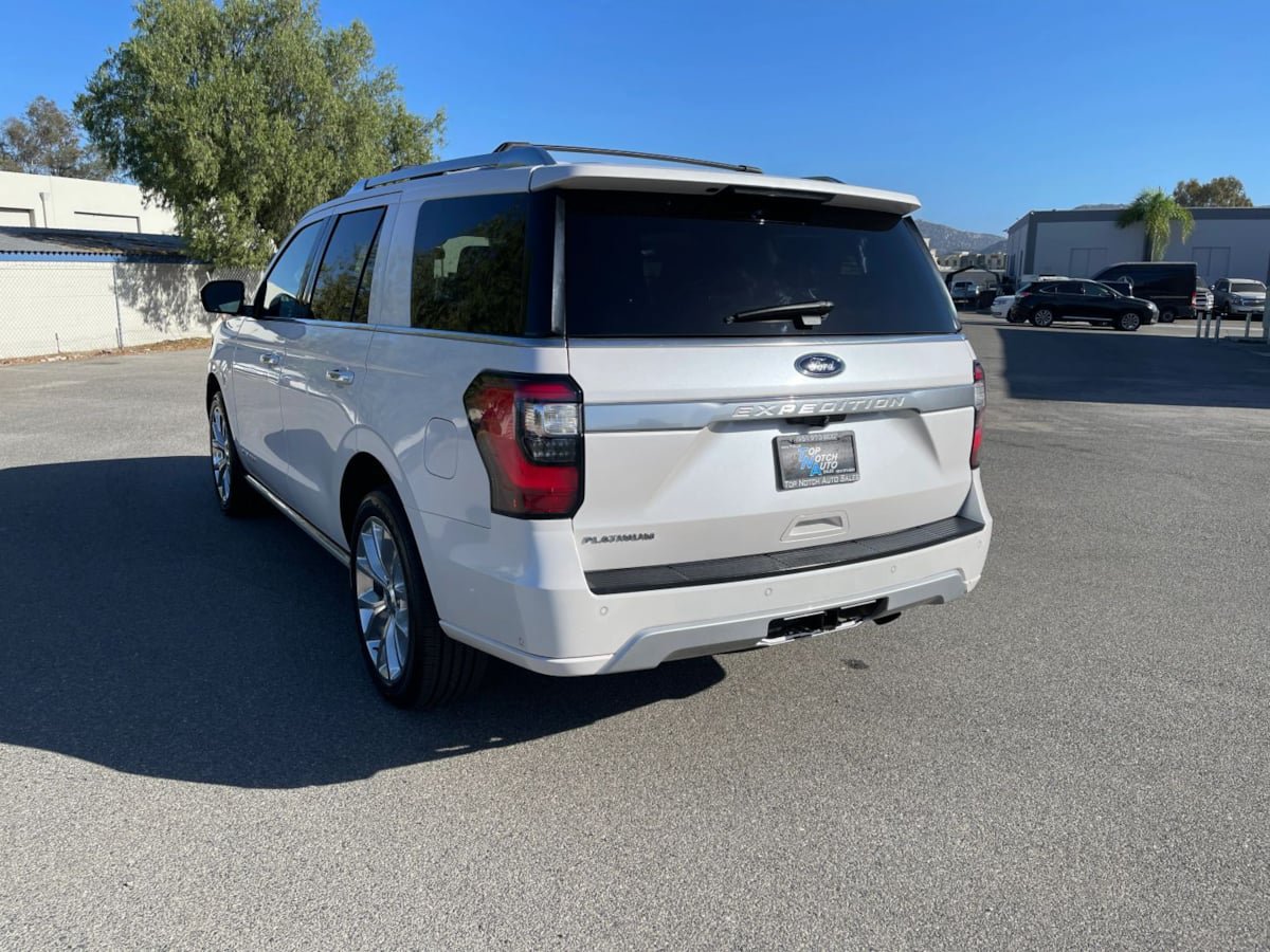 Used 2019 Ford Expedition Platinum RWD image 9