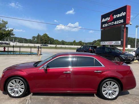 Used 2014 Chrysler 300 C w/ Beats Audio Group RWD image 6