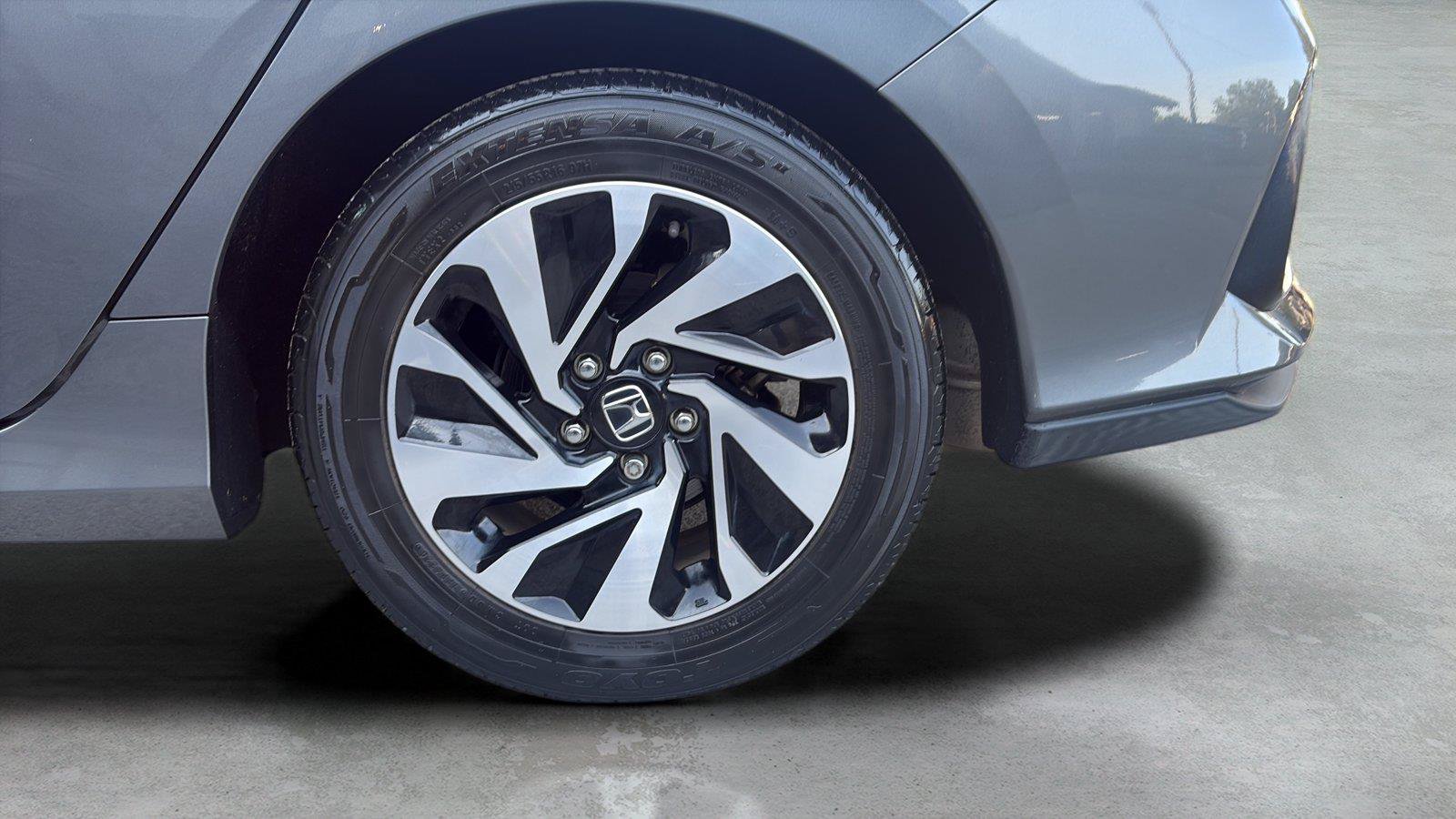 Used 2018 Honda Civic LX image 25