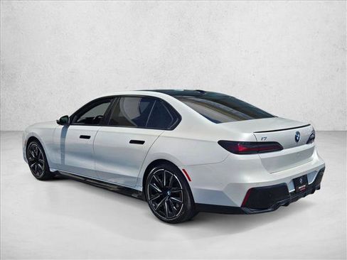 Certified 2024 BMW i7 eDrive50 w/ M Sport Package RWD image 8