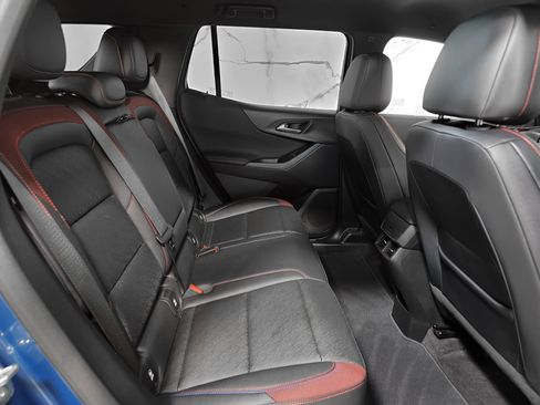 Used 2025 Chevrolet Equinox RS w/ Safety and Technology Package FWD image 5