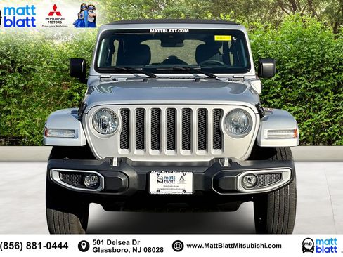 Used 2024 Jeep Wrangler Unlimited Sahara image 3