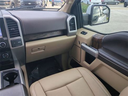 Used 2019 Ford F150 Lariat w/ FX4 Off-Road Package image 17