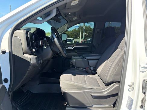 Used 2024 Chevrolet Silverado 2500 LT w/ Snow Plow Prep/Camper Package AWD/4WD image 7