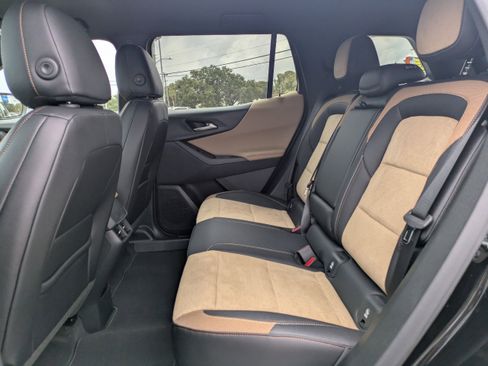 New 2026 Chevrolet Equinox ACTIV w/ Safety and Technology Package image 13