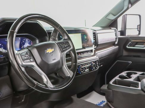 Used 2024 Chevrolet Silverado 2500 LT w/ Convenience Package AWD/4WD image 23