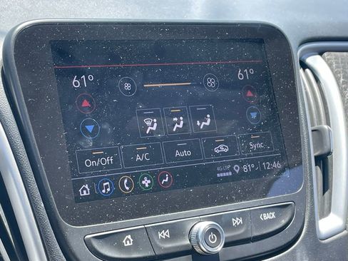 Used 2023 Chevrolet Malibu LT FWD image 11
