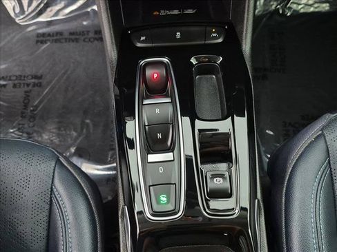 Used 2023 Chevrolet Bolt EUV LT w/ Convenience Package FWD image 12