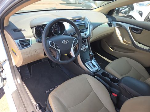 Used 2012 Hyundai Elantra Limited FWD image 15