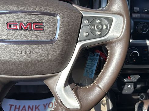 Used 2015 GMC Canyon SLT image 12