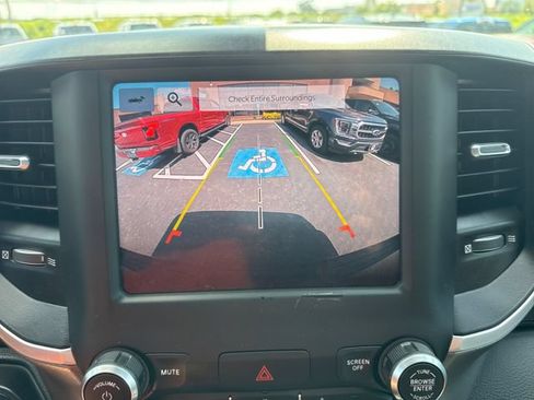 Used 2022 RAM 1500 Big Horn w/ Night Edition AWD/4WD image 26