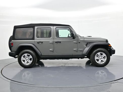 Used 2020 Jeep Wrangler Unlimited Sport S image 5