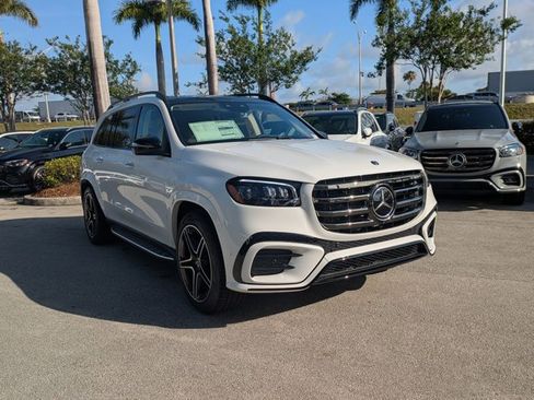 New 2026 Mercedes-Benz GLS 450 4MATIC image 6