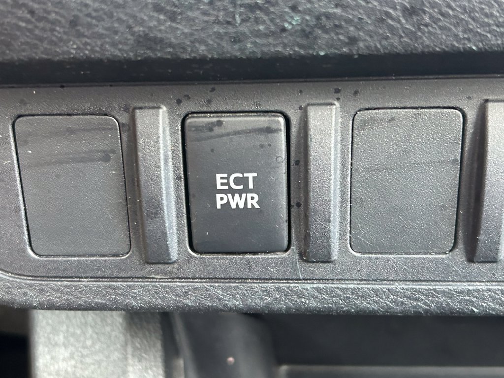 Certified 2023 Toyota Tacoma SR AWD/4WD image 25