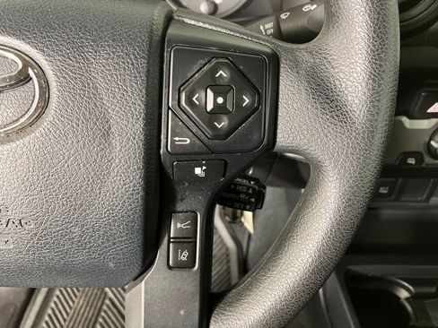 Used 2020 Toyota Tacoma SR image 17