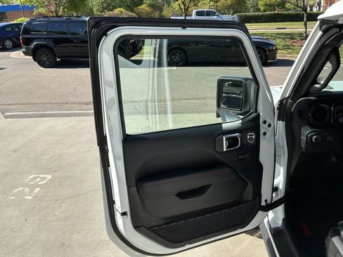 Used 2026 Jeep Wrangler Unlimited Rubicon w/ Safety Group image 14