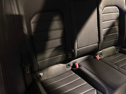 Used 2017 Volkswagen Golf SEL image 11