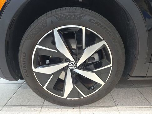 Used 2023 Volkswagen ID.4 Pro S AWD/4WD image 25