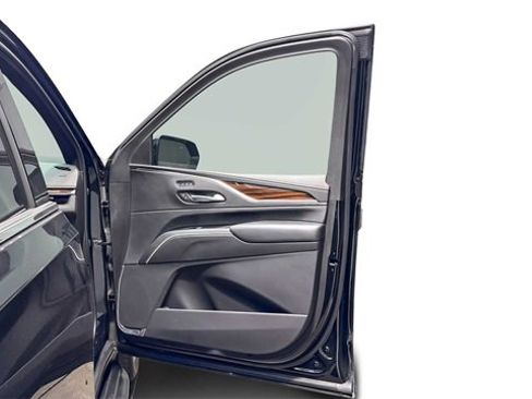 Used 2023 Cadillac Escalade ESV Premium Luxury image 9