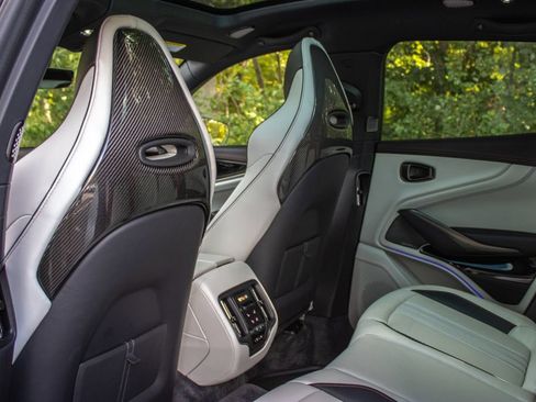 Used 2025 Aston Martin DBX 707 AWD/4WD image 18