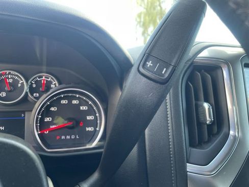 Used 2022 Chevrolet Silverado 1500 LT image 15