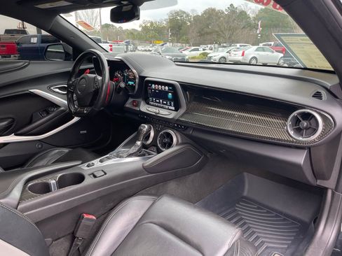 Used 2016 Chevrolet Camaro SS image 24