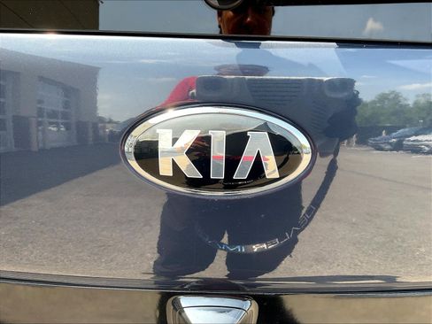 Used 2015 Kia Soul ! w/ Sun & Sound Package FWD image 23