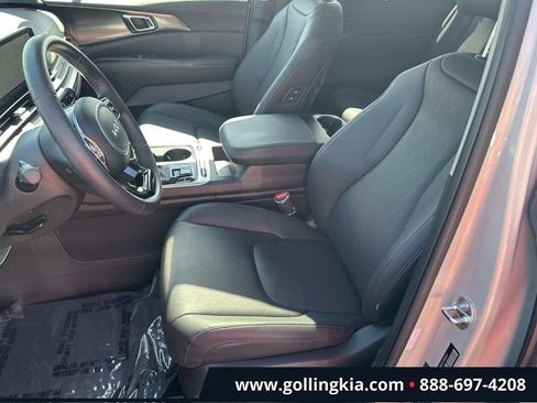 Certified 2026 Kia Carnival SX w/ SX Dark Edition Package FWD image 16
