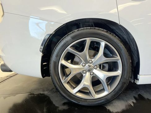 Used 2015 Dodge Charger R/T w/ Plus Group RWD image 10