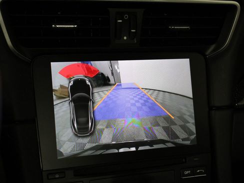 Certified 2017 Porsche 911 Carrera 4S image 17