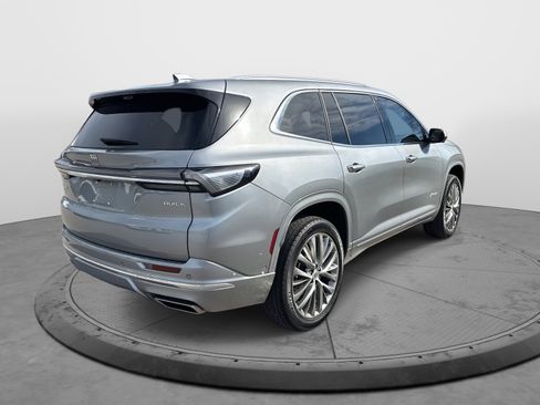 Certified 2025 Buick Enclave Avenir w/ Super Cruise Package image 8
